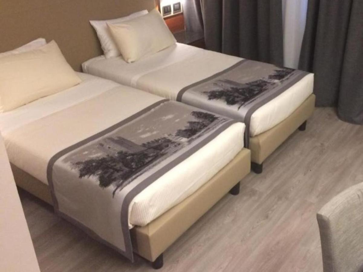 Albergo Roma, BW Signature Collection カステルフランコ・ヴェーネト エクステリア 写真