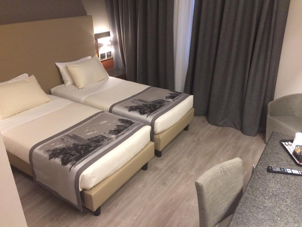 Albergo Roma, BW Signature Collection カステルフランコ・ヴェーネト エクステリア 写真