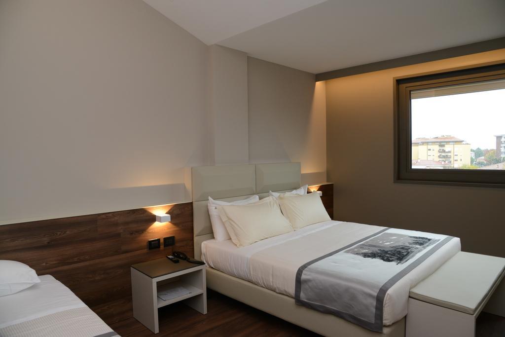Albergo Roma, BW Signature Collection カステルフランコ・ヴェーネト エクステリア 写真